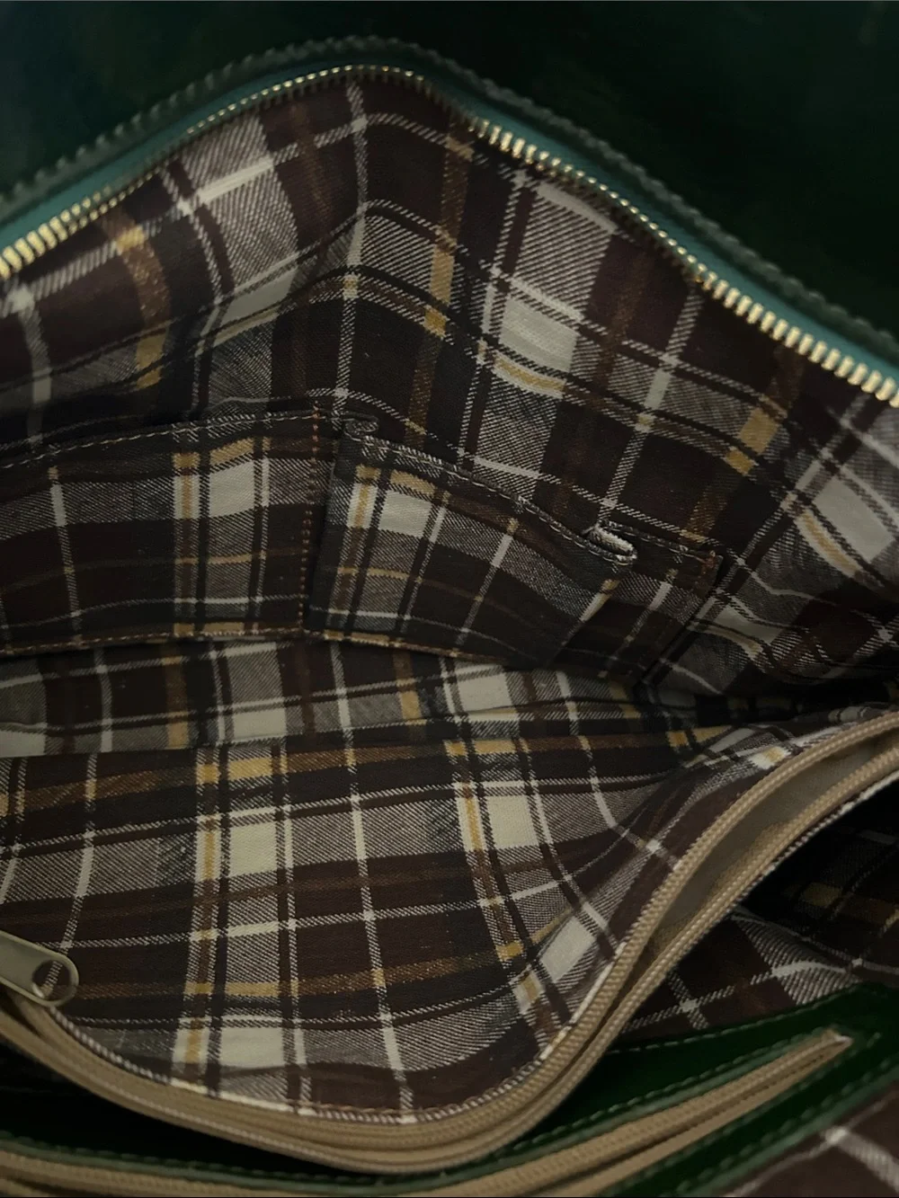 Vintage-Style Deep Green Leather Crossbody Bag by